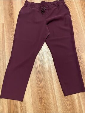 Lululemon on the fly 7/8 pant